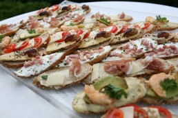 traiteur événementiel, menu à la carte, repas de famille